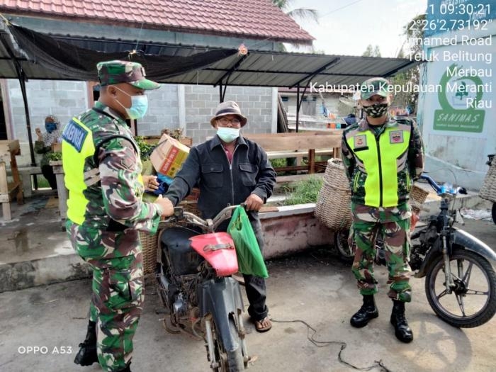 Cegah Penyebaran Covid, Personil Koramil 8 Merbau Gelar Patroli Prokes